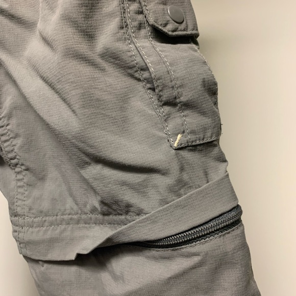 Two pairs of convertible youth pants - Picture 5 of 9